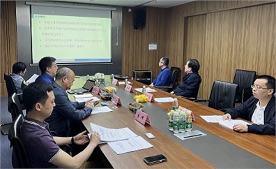 湖南省政協(xié)副主席、工商聯(lián)主席張健一行蒞臨進芯電子指導工作